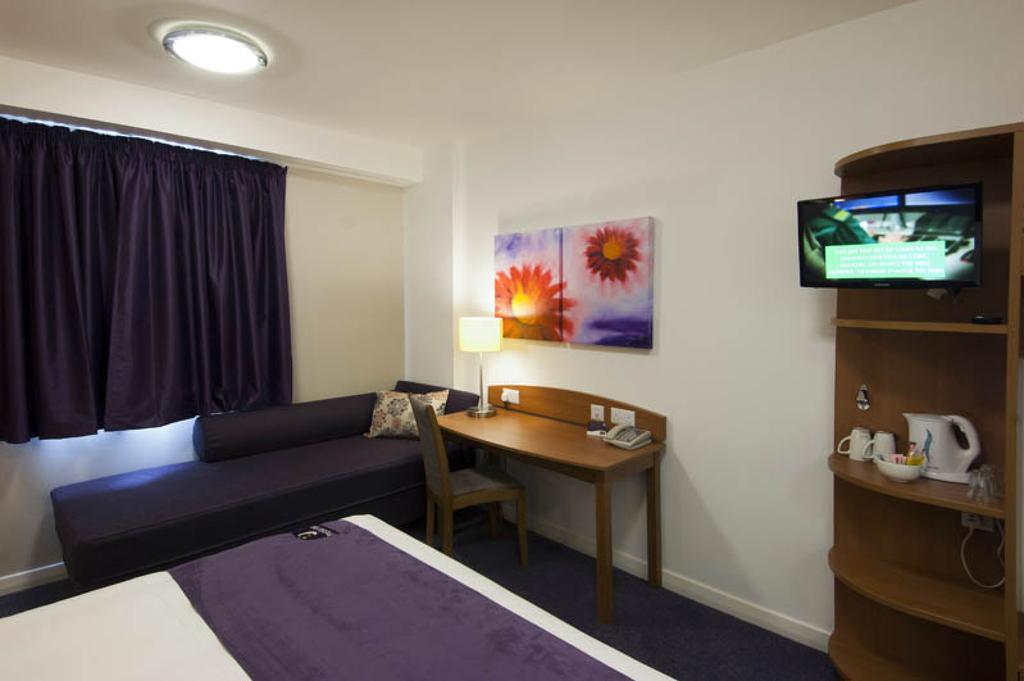 Premier Inn Stratford- Upon- Avon Central Esterno foto
