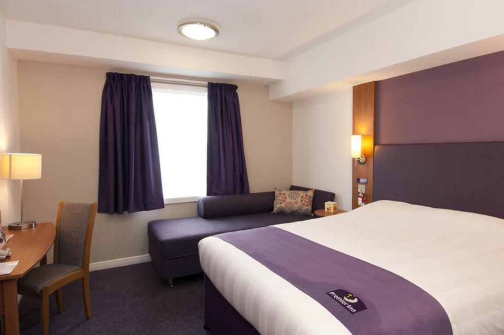 Premier Inn Stratford- Upon- Avon Central Esterno foto
