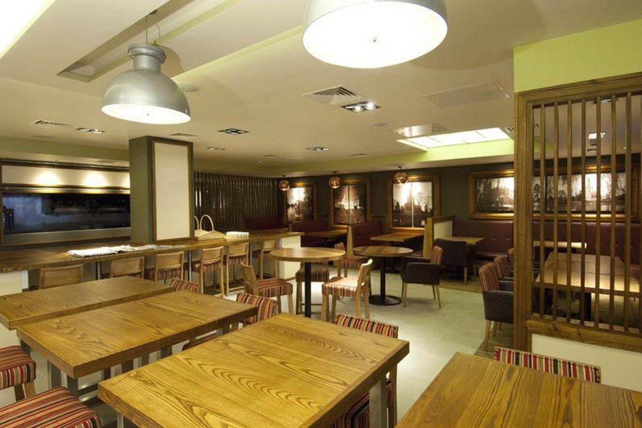 Premier Inn Stratford- Upon- Avon Central Esterno foto